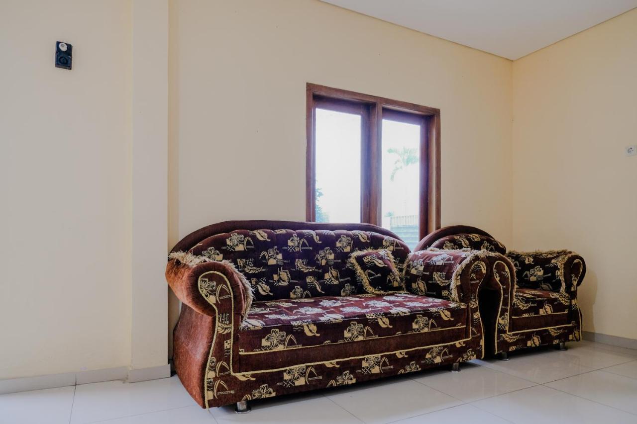 Spot On 2448 Hotel Tlogorejo 2 Ngebel Luaran gambar