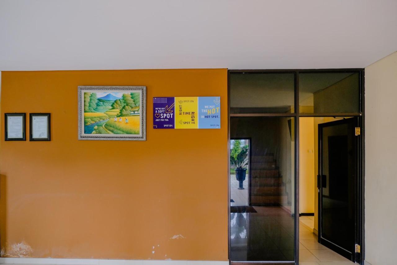 Spot On 2448 Hotel Tlogorejo 2 Ngebel Luaran gambar